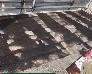 兵庫県神戸市／洋風戸建ての外壁塗り替え（ベージュ　フッソ系）・屋根塗り替え（ブラウン　フッソ系）イメージ